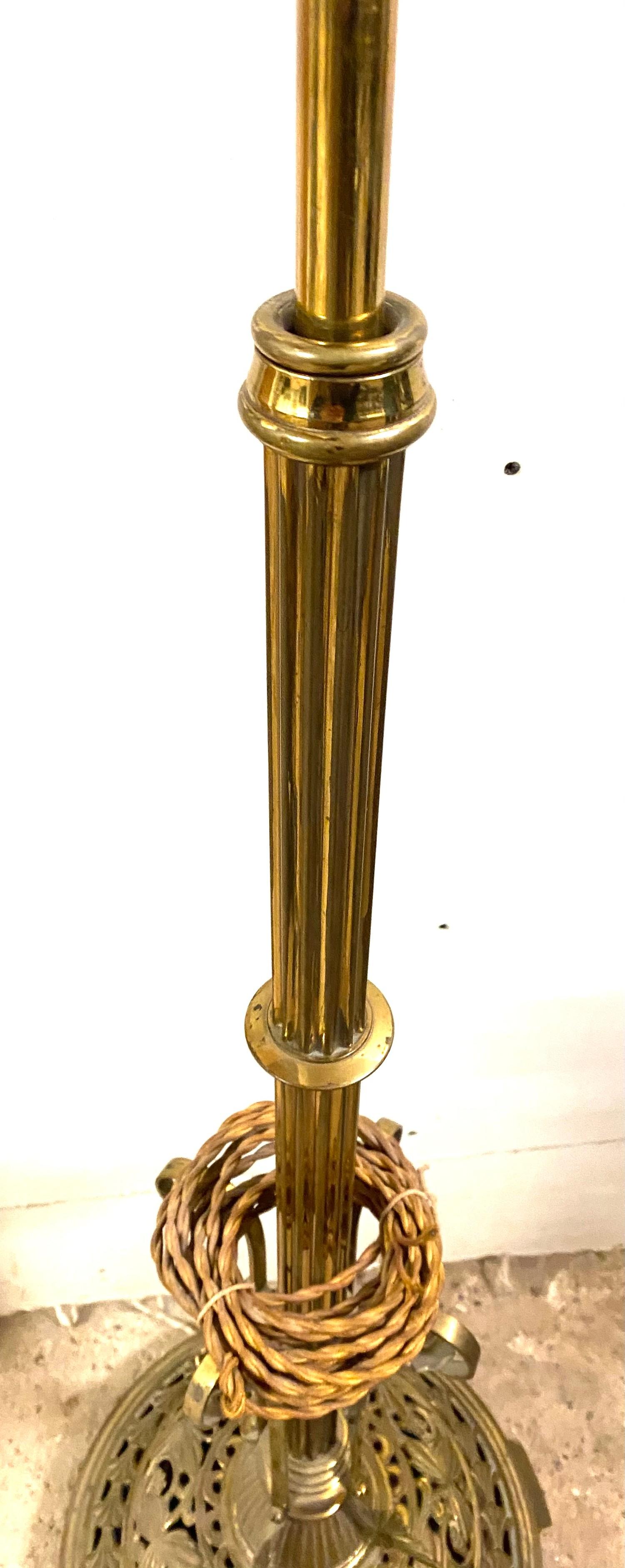 Victorian ornate telescopic oil lamp converted to electric, untested, some damage please view images - Image 8 of 9
