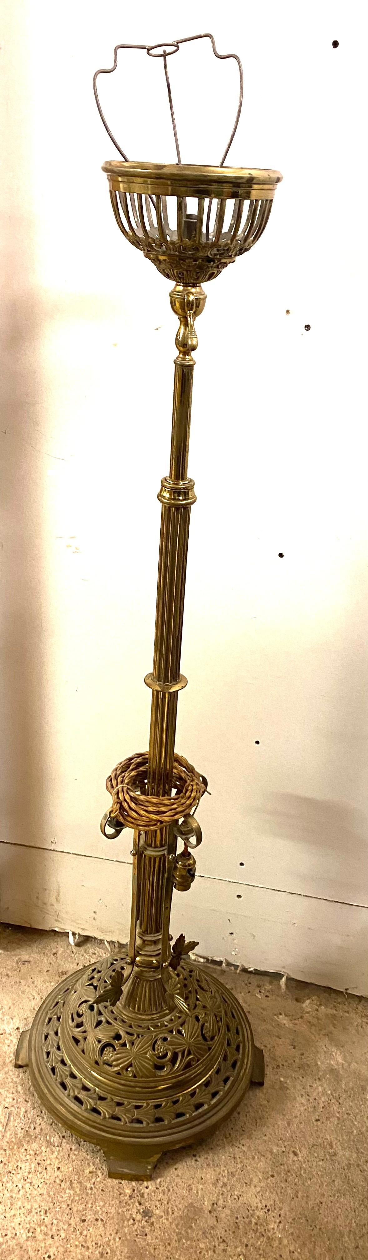Victorian ornate telescopic oil lamp converted to electric, untested, some damage please view images - Image 2 of 9