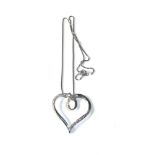 9ct white gold diamond set heart pendant necklace weight 4g