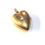 15ct gold antique puffy heart with pearl locket pendant measures approx 2.1cm drop by 1.6cm wide