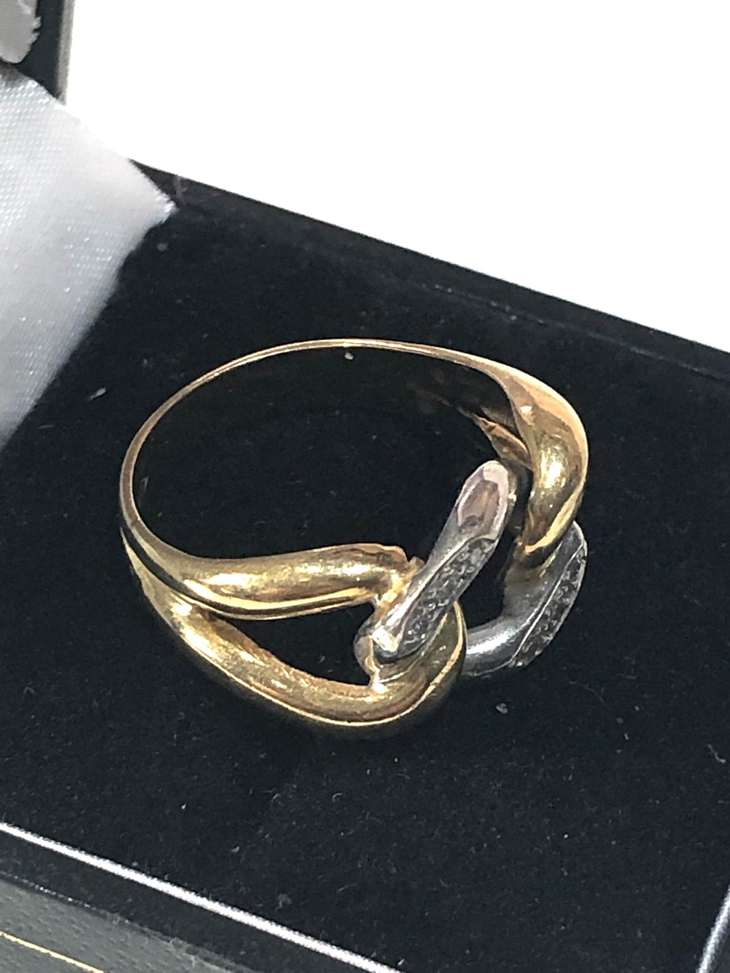 18ct white and yellow gold diamond chain ring weight 7g - Image 3 of 4