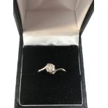 9ct gold diamond cluster ring weight 1.6g