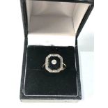 18ct gold & platinum art deco diamond and onyx ring weight 3.2g