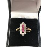 9ct gold diamond & ruby ring weight 3g