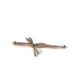 9ct gold antique sapphire & seed pearl dragonfly brooch weight5.4g