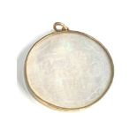 9ct gold mounted etched mother of pearl chinese gaming token pendant measures approx 4.4cm dia weigt