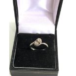 14ct white gold diamond ring weight 2.9g