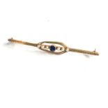 15ct gold antique sapphire & seed pearl bar brooch measures approx 5.7cm long weight 3.6g