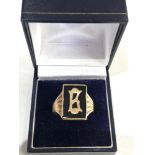 9ct gold initial ring weight 5.2g