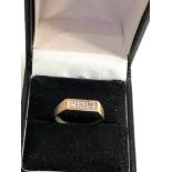 9ct gold diamond ring weight 1.6g