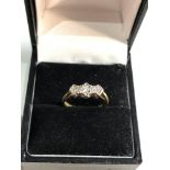 18ct gold diamond trilogy set ring weight 2.9g