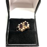 9ct gold garnet & pearl halo set ring weight 2.8g