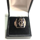 9ct gold antique onyx initial ring weight 5.8g