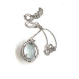 18ct white gold stone set pendant & necklace weight 2.8g