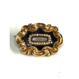 15ct antique gold enamel & pearl mourning brooch measures approx 3cm by2.2cm weight 7g black