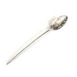 Fine 18th century silver shell back moat spoon measures approx 14cm long