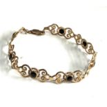 9ct gold ornate stone set panel bracelet weight 7.2g