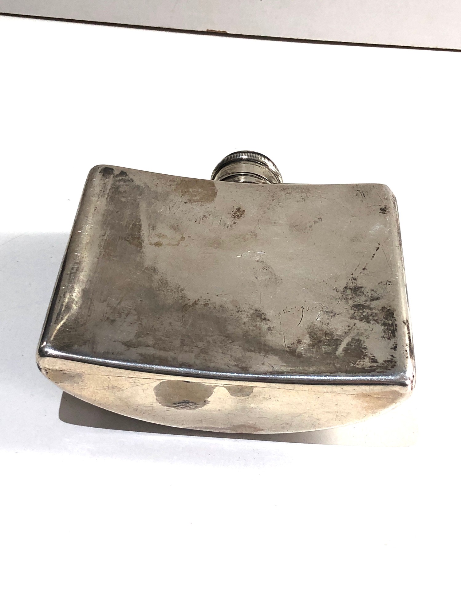 Large vintage silver hip flask measures approx 11cm wide height 11cm weight 214g - Image 3 of 5