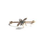 Antique 9ct gold sapphire and seed-pearl fly pin brooch measures approx 2.9cm weight 1.7g