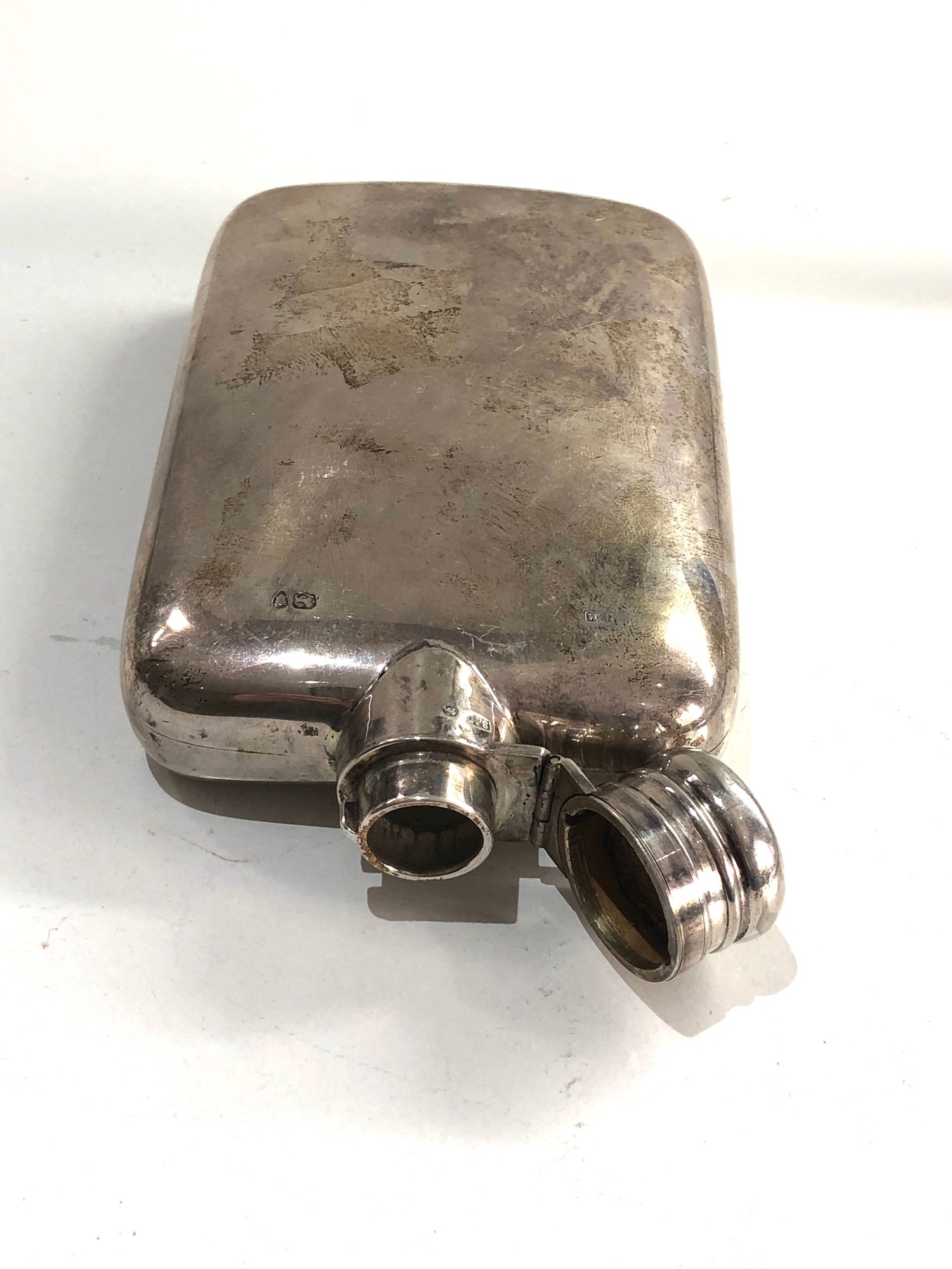 Large Victorian silver hip flask by Samson Morden measures approx 15cm by 8.5cm weight 183g - Image 3 of 6