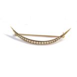 14ct gold antique seed pearl crescent moon brooch weight 2.2g