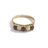 9ct Gold opal and garnet ring weight 1.8g