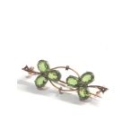 Antique 9ct gold green glass & seed pearl clover design bar brooch