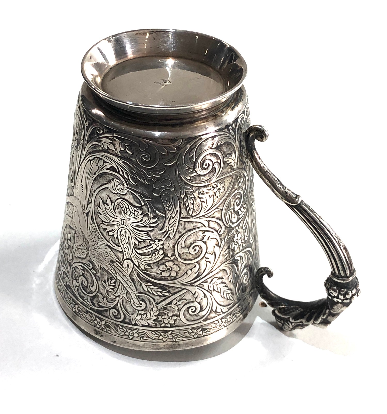 Fine Antique French silver handled cup fine embossed detail of angels and floral pattern design - Image 8 of 11