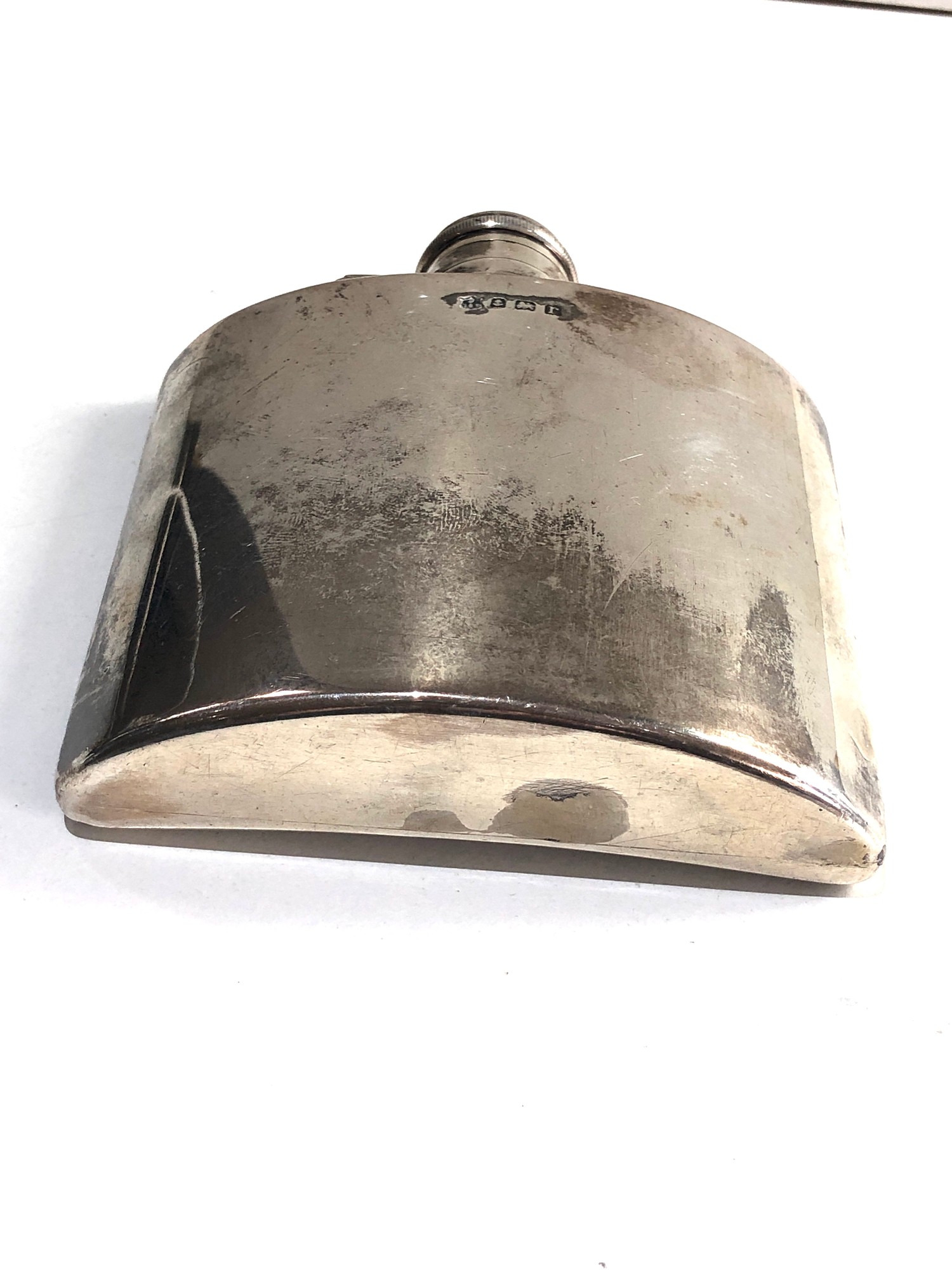 Large vintage silver hip flask measures approx 11cm wide height 11cm weight 214g - Image 4 of 5