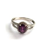 9ct white gold garnet and diamond ring weight 2.4g