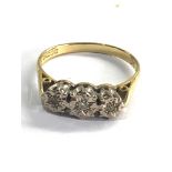 Vintage 18ct gold diamond trilogy ring weight 3.6g