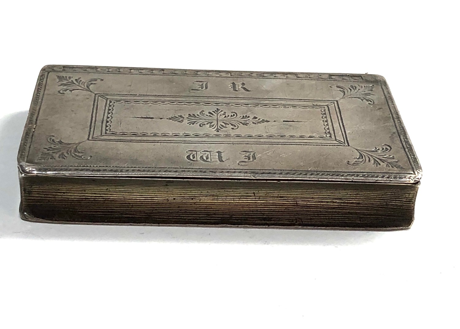 Antique silver book snuff box not hallmarked but xrt as silver measures approx 7.4cm by 5cm - Image 3 of 5