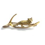 Antique 15ct gold wishbone and fox brooch measures approx 4.6cm by 1.8cm weight 7.2g acid tested