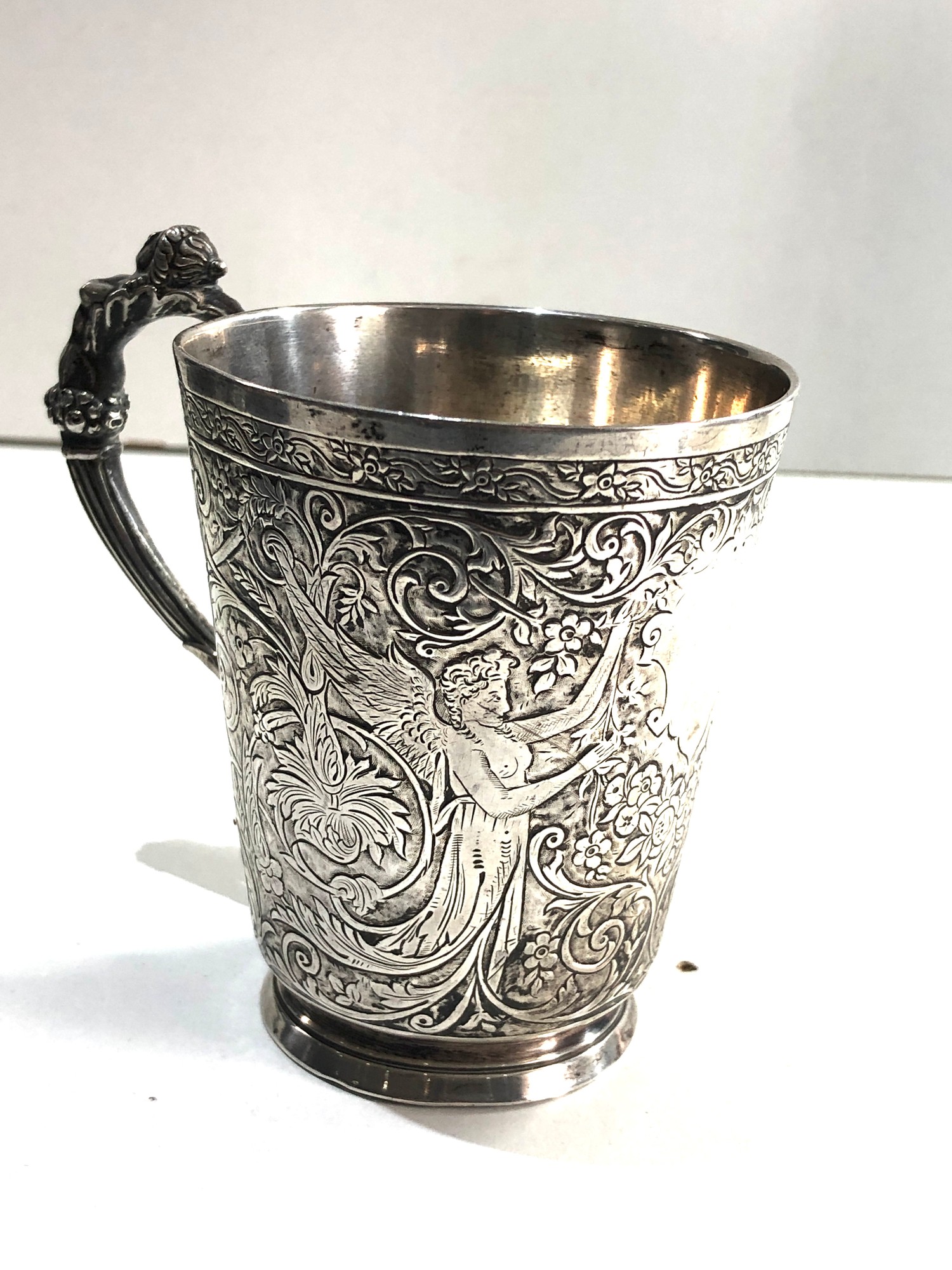 Fine Antique French silver handled cup fine embossed detail of angels and floral pattern design - Image 7 of 11
