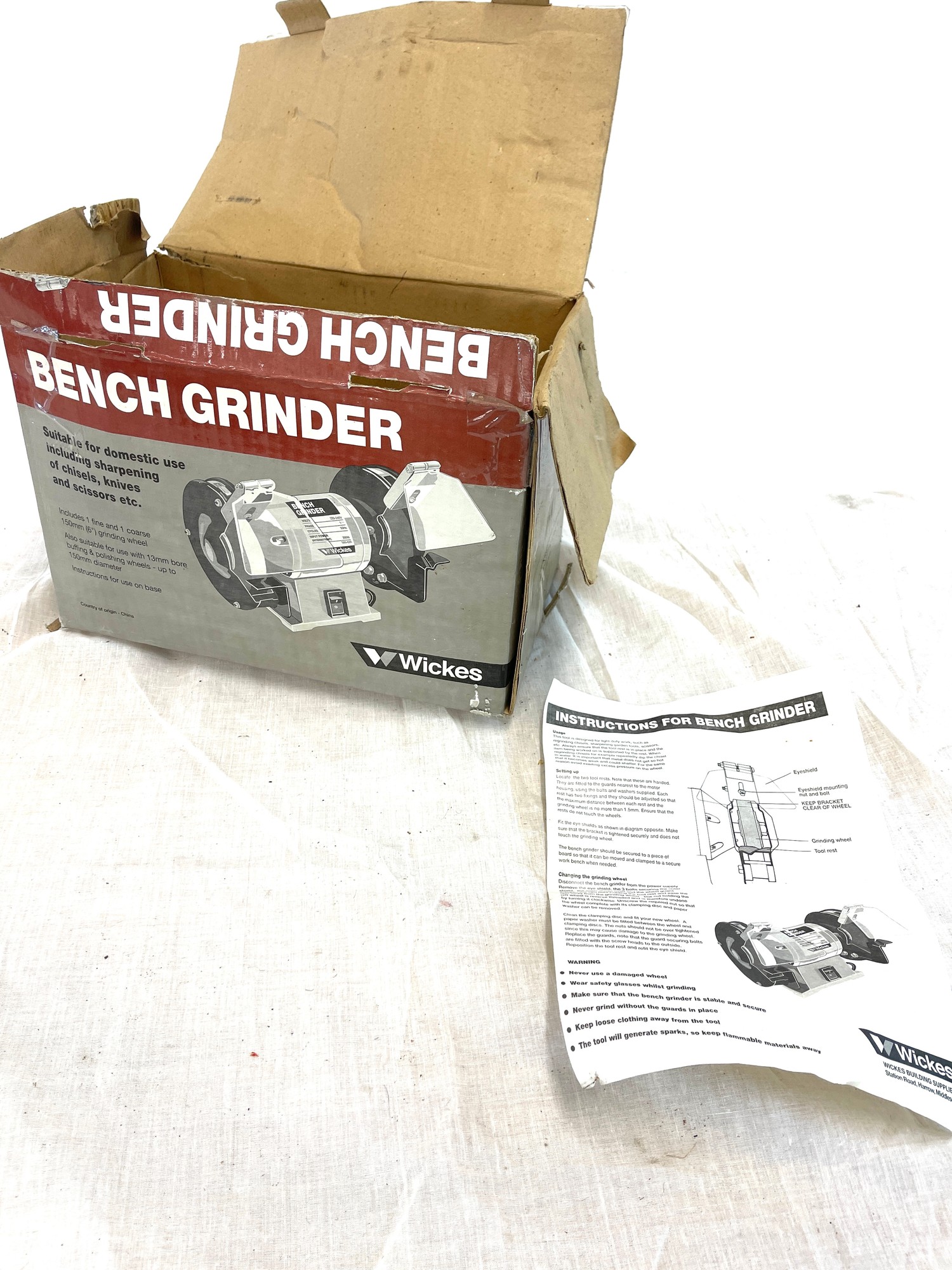 Boxed bench grinder, one plastic guard missing, working order - Image 2 of 3