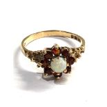 9ct gold opal & garnet ring weight 2.2g