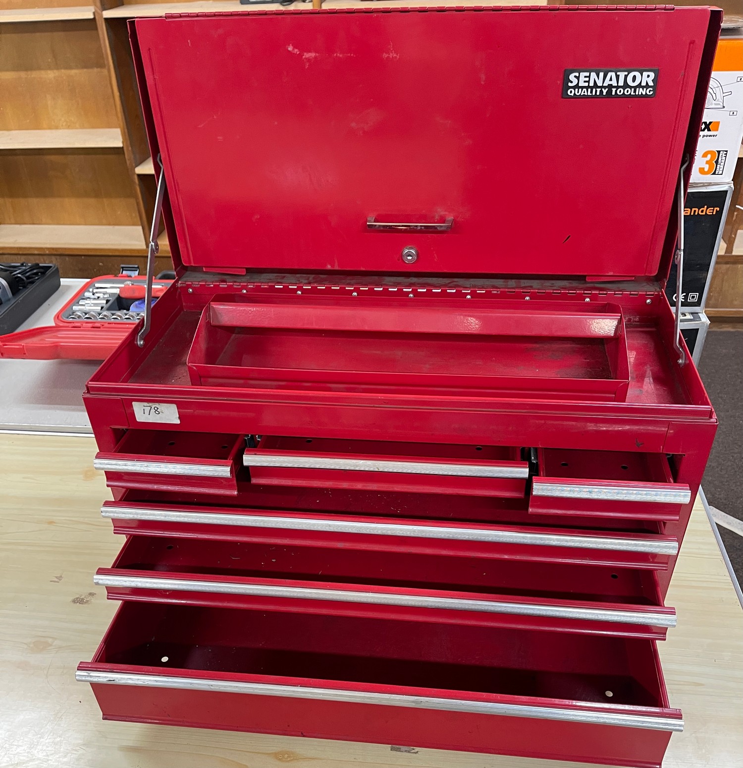 Senator multi drawer lockable tool box with key