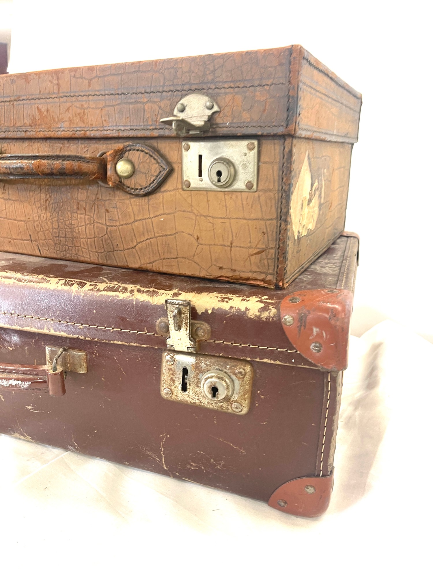2 Vintage travel cases - Image 2 of 2