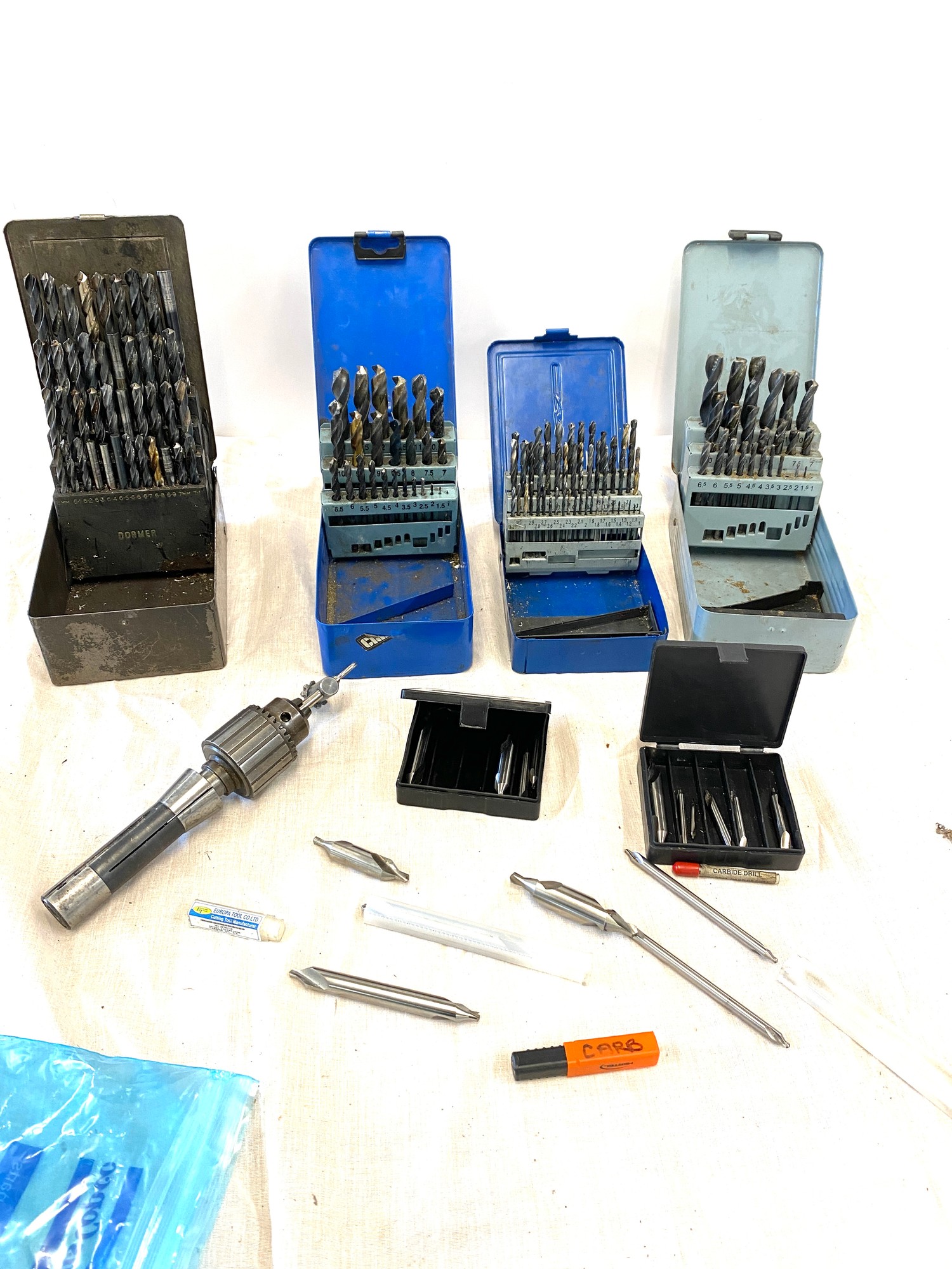 Large selection of drill pieces / bits