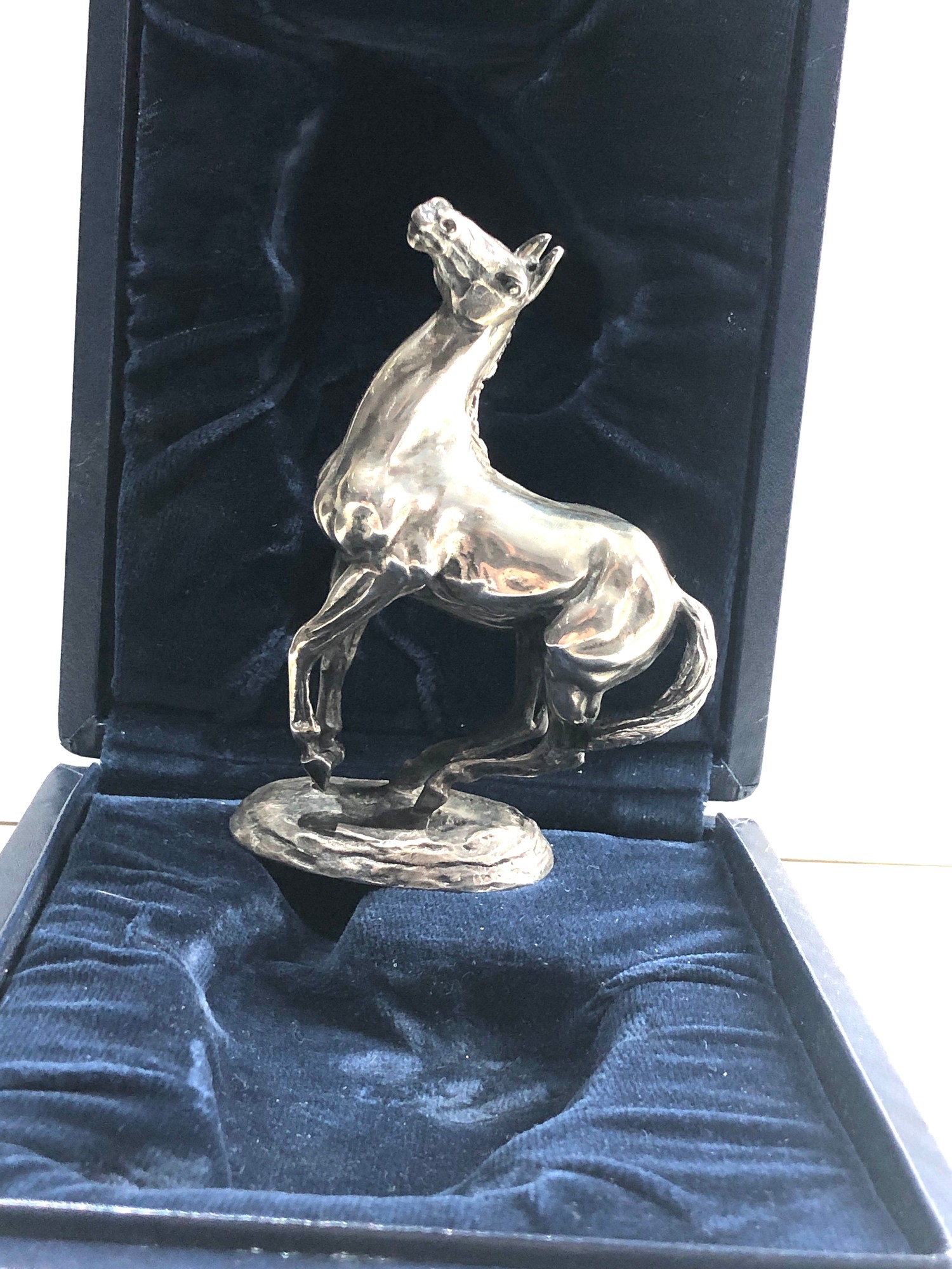 Fine boxed signed solid silver figure of a rearing horse by lorne mckean measures approx 11.8cm by - Image 2 of 8