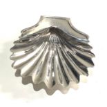 A Georgian silver oyster shell butter dish measures approx 15.5cm by 13.5cm weight 113g