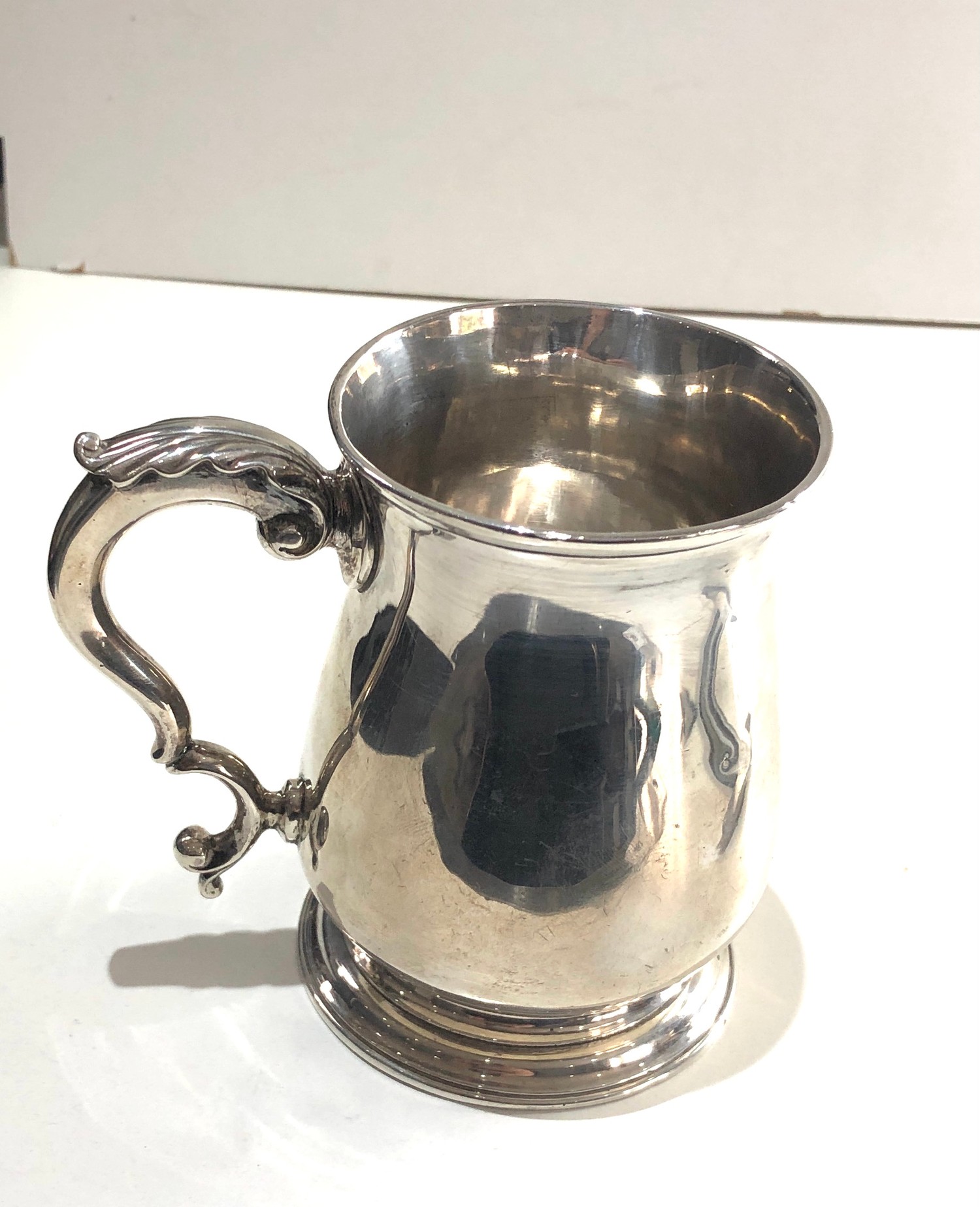 Georgian silver mug London silver hallmarks measures approx 9.8cm tall weight 205g please see images