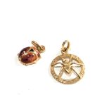 2 x 18ct Gold animal pendants inc. ladybird, beetle 2.2g