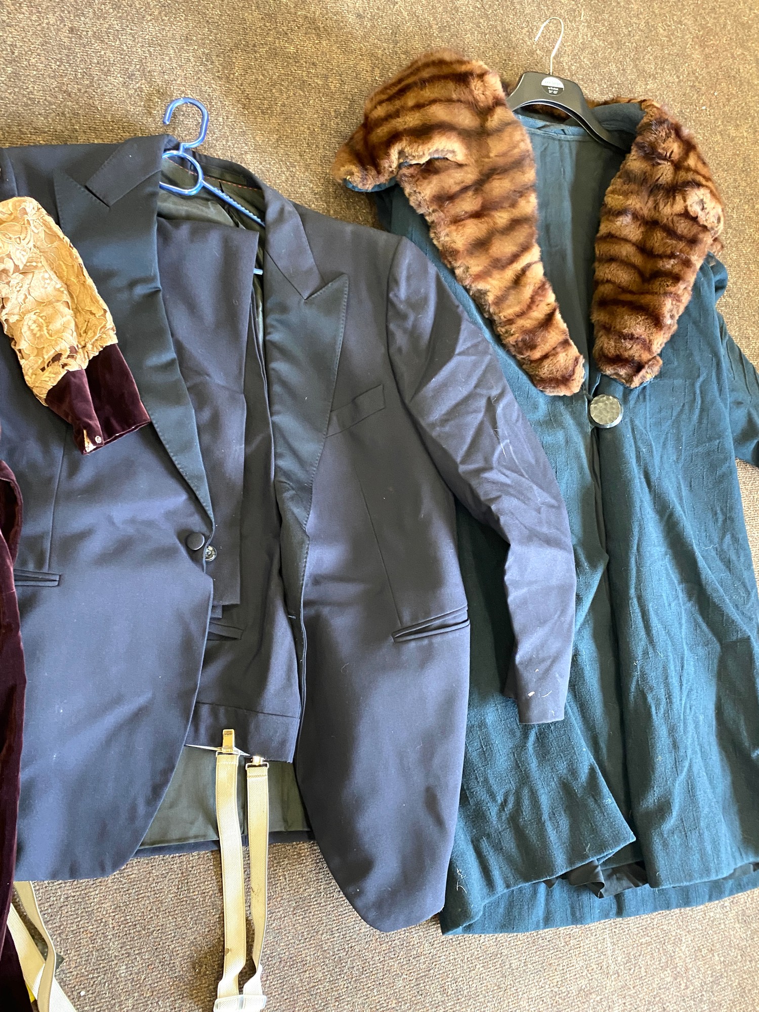 Selection of assorted suits etc - Image 2 of 3