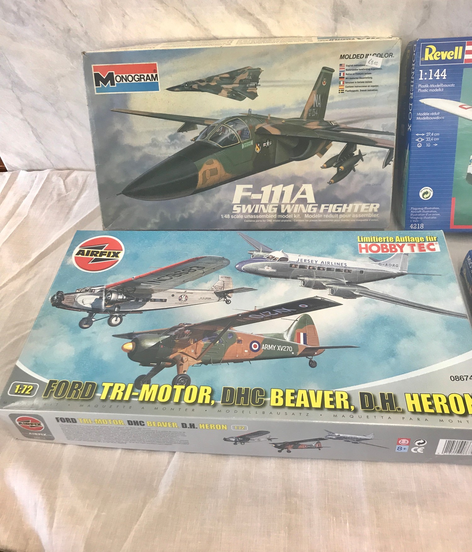 Selection of aircraft models in original boxes, Mongram F-111A Swing wing fighter, Revell Dornier Do - Bild 2 aus 3