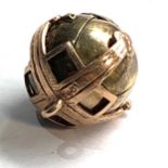 9ct Gold outer cased Masonic ball (10.5g)