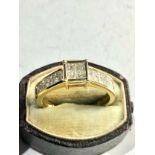 9ct gold diamond ring with diamond shoulders est 1ct diamonds