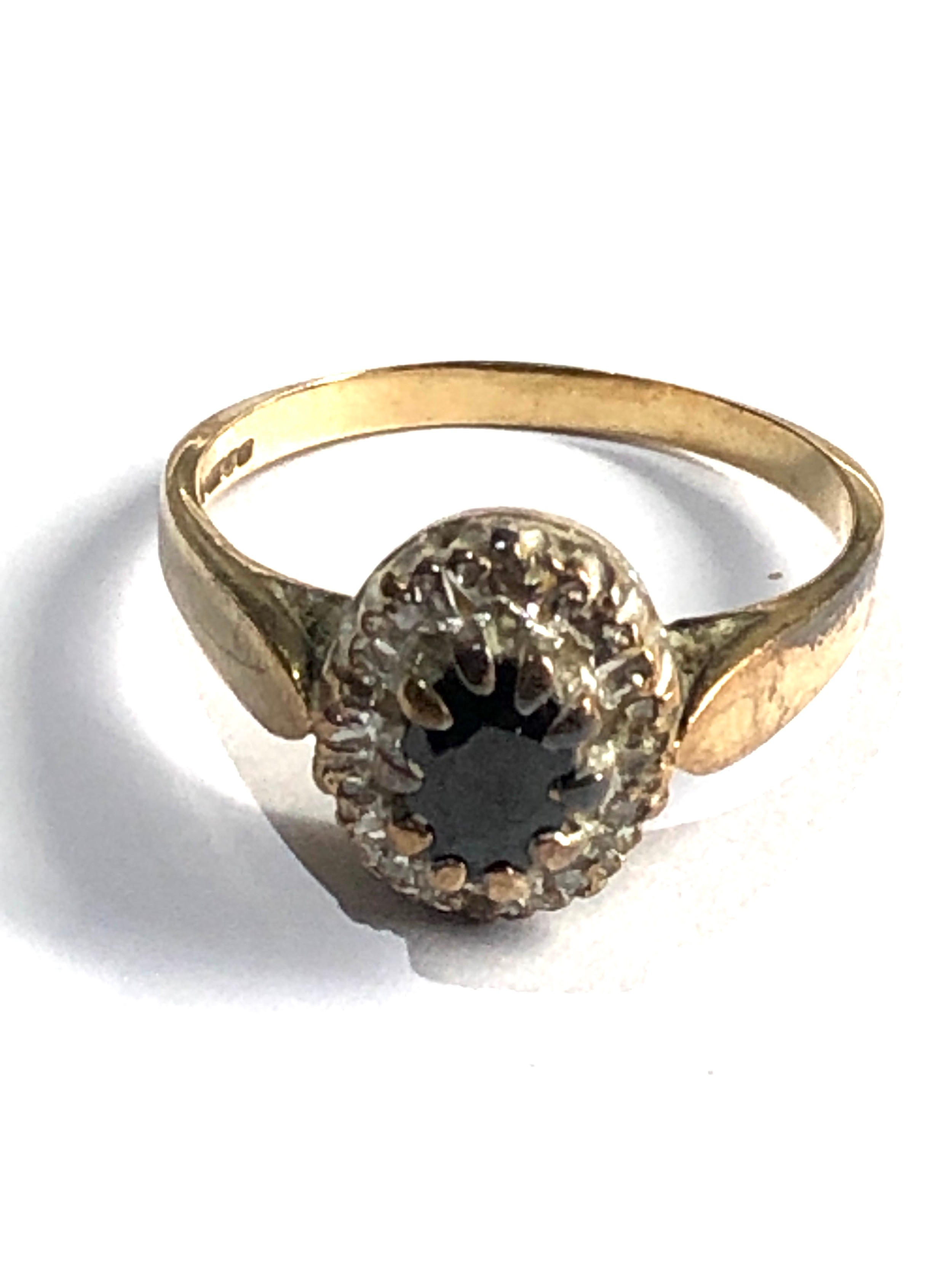 9ct gold sapphire & diamond ring weight 2.7g