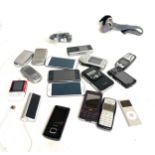 Selection of old mobile phones, all untested