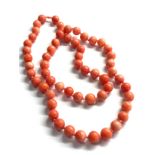 Vintage hand tied coral single strand necklace 52g